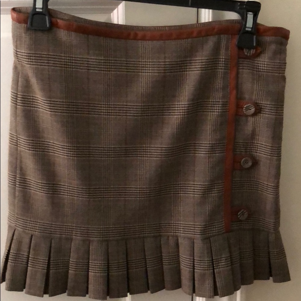 Bebe mini skirt